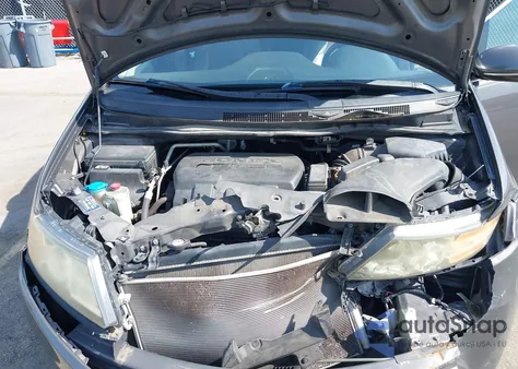 2016 Honda Odyssey Touring/Touring Elite z USA, uszkodzony, nr VIN 5FNRL5H95GB005334